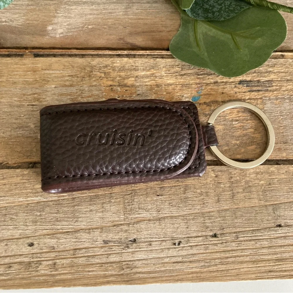 CRUISIN’ REAL GENUINE LEATHER KEACHAIN/KEYRING NEW